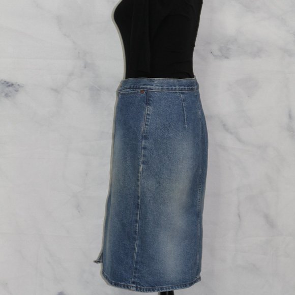 GAP Denim Skirt (6) - Picture 8 of 9